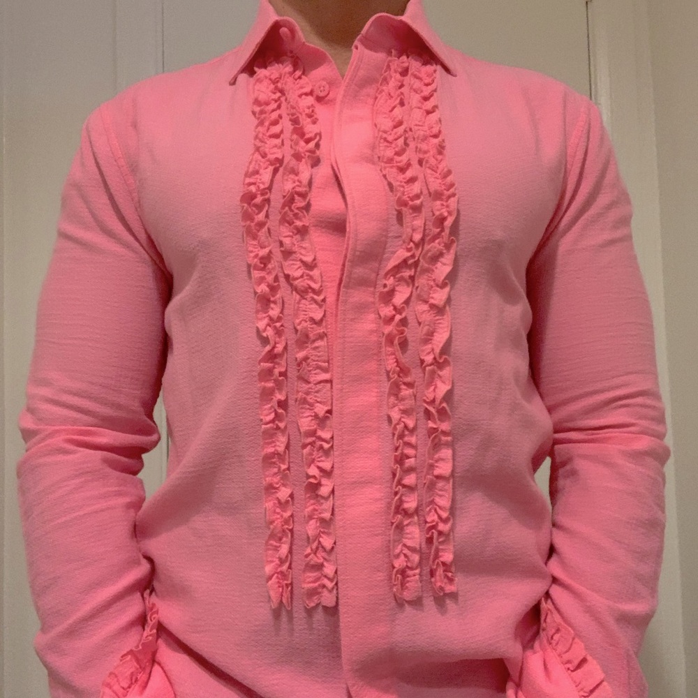 Trina Turk/Mr. Turk Vintage Pink ruffled tuxedo shirt Size Small